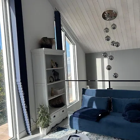 ヴィラ Jean Michele Neuve En Front De