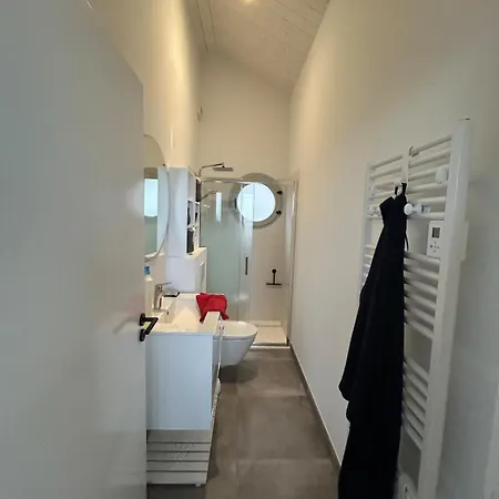 Villa Jean Michele Neuve En Front De *