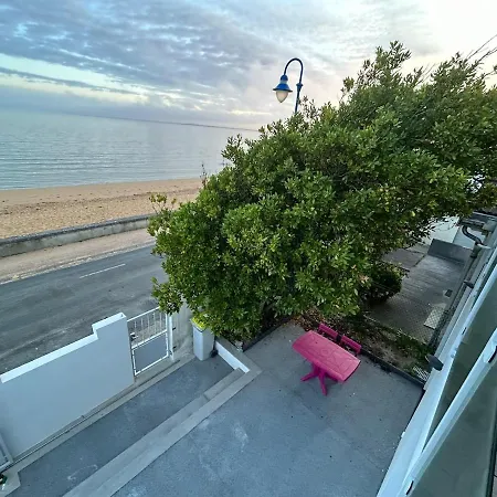 Villa Jean Michele Neuve En Front De