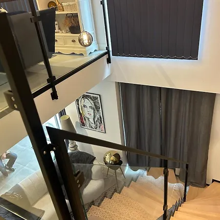 ヴィラ Jean Michele Neuve En Front De *