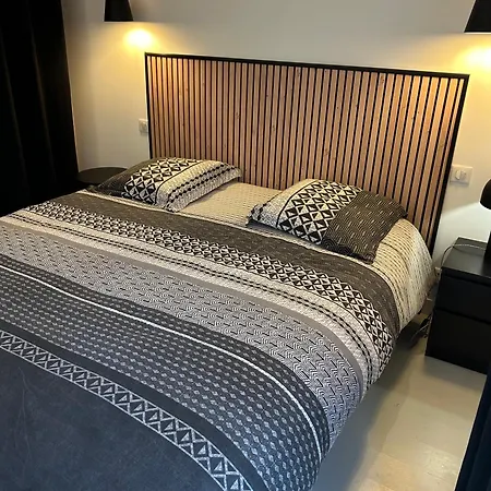 ヴィラ Jean Michele Neuve En Front De